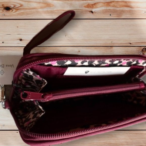 NWT Vera Bradley RFID Grab and Go Wristlet - Picture 8 of 10